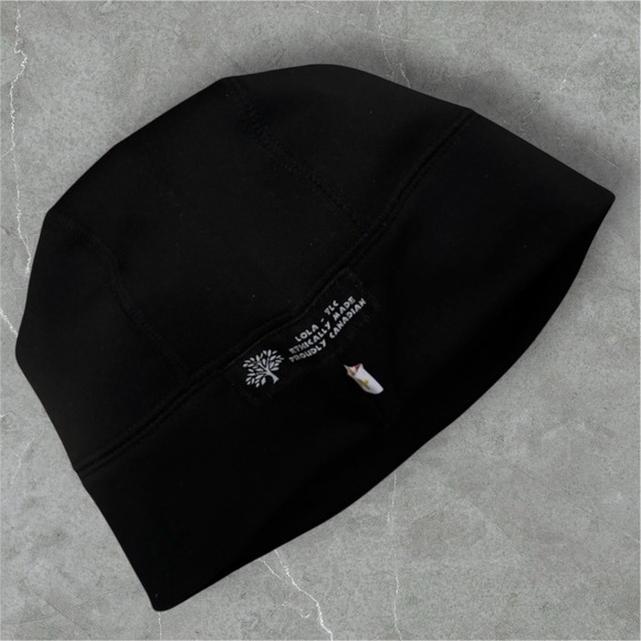 💎🆕”Statement” Performance Beanie - Picture 3 of 15